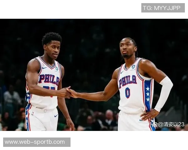 埃奇库姆表现出色如老将10投6中三分5中3罚球10中7砍下22分4篮板5助攻